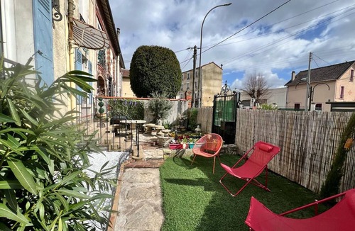 Argenteuil Apartment | Bautrois - Apartment with garden, private terrace in Argenteuil, near Paris