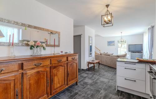 Marennes House | Beach Front Home In Marennes-Hiers-Brouage