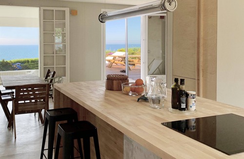 Pleubian House | Beach house sleeps 8