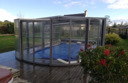 Lantic House | Beachfront house, heated pool, spa and sauna, 5 min from the beaches, 8 people