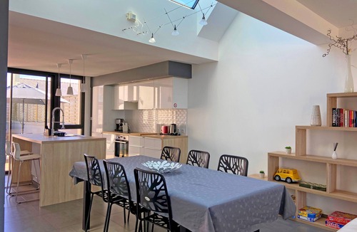 Plouescat House | Beachfront villa, spectacular sea view, electric charging station