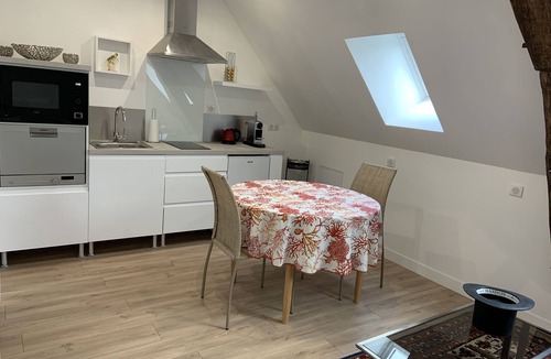 Beaune Apartment | Beaune Center.Apartment for 2 people.