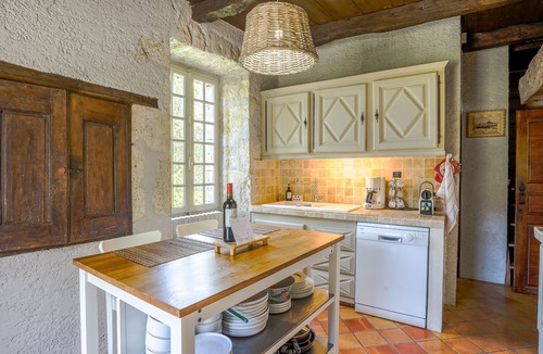 Montcuq House | Beautiful Old Bastide with private pool and heated Nordic bath, near Montcuq