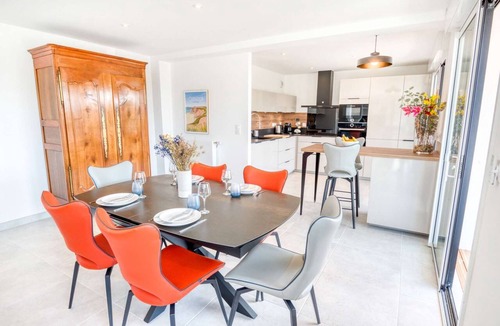 Larmor-Plage Apartment | Beautiful 2-room apartment, 200 m from the beach, by Groom*