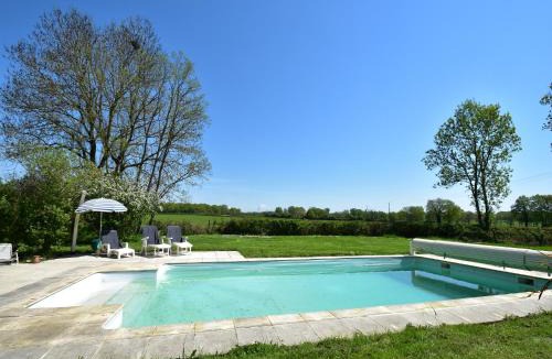 Chantenay-Saint-Imbert House | Beautiful authentic holiday home with pool