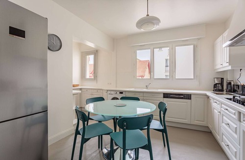 Saint-Jean-de-Luz City Center Apartment | Beautiful apartment in the town center and 50 m from the beach