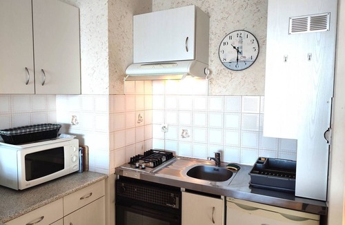Tregastel Apartment | Beautiful apartment with sea view and parking in Trégastel