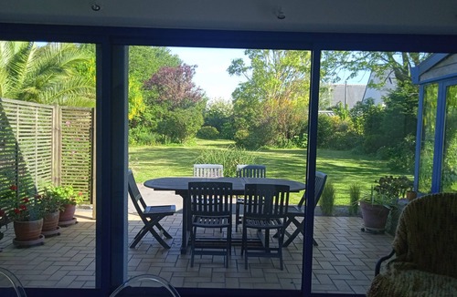 Plougoulm House | Beautiful architect-designed house with the sea 200 m away!
