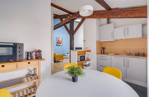 Begles Apartment | Beautiful, comfortable 2-bedroom flat