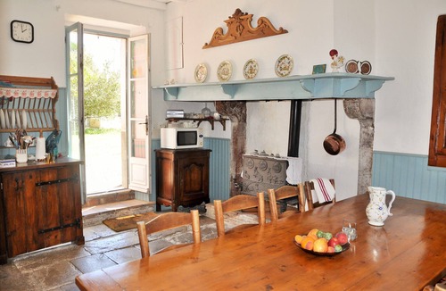 Osserain-Rivareyte House | Beautiful Farmhouse With Swimming Pool, Close To River And Medieval Village