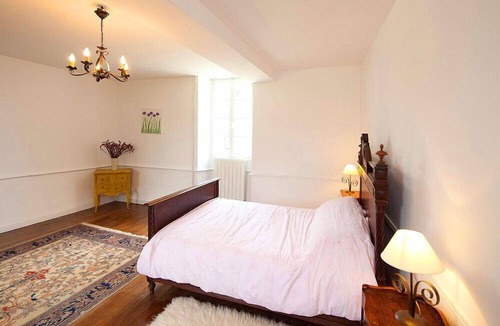 Osserain-Rivareyte House | Beautiful Farmhouse With Swimming Pool, Close To River And Medieval Village