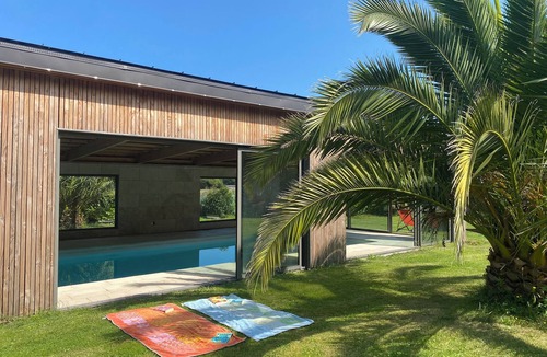 Plobannalec-Lesconil House | Beautiful stone property with 2 gîtes, outbuilding and heated swimming pool