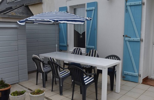 Saint-Guenole House | Beautiful holiday home by the sea in Penmarch