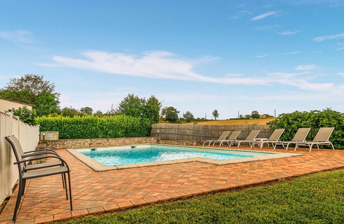 Beauville House | Beautiful home in Beauville