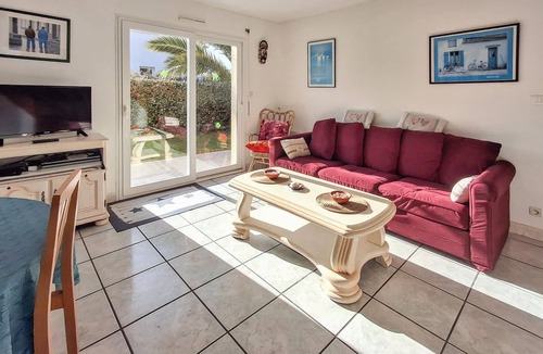 Plouguerneau House | Beautiful home in Plouguerneau with WiFi