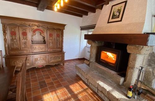 Monterblanc House | Beautiful house garden and terrace Monterblanc