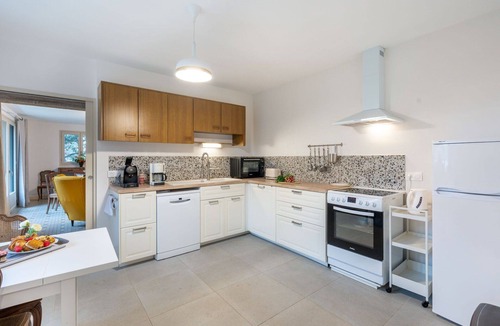 Saint-Philibert House | Beautiful private villa for 6 guests with WIFI, TV and terrace