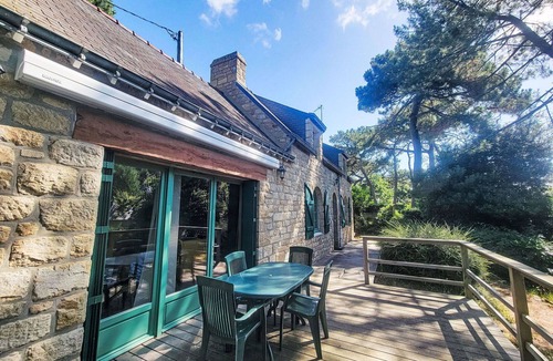 Saint-Philibert House | Beautiful private villa for 6 guests with WIFI, TV and terrace