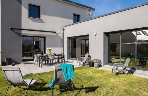 Sibiril House | Beautiful private villa for 8 guests with WIFI, private pool and terrace