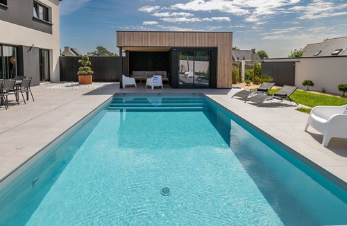 Cleder House | Beautiful private villa for 8 guests with private pool, WIFI, TV and terrace