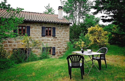 Vielprat House | Beautiful private villa for 4 people with WIFI, TV, patio, pets allowed, panoramic view and park.