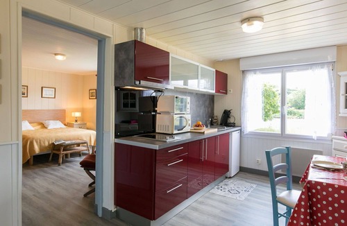 Taule House | Beautiful private villa for 2 guests with TV and patio