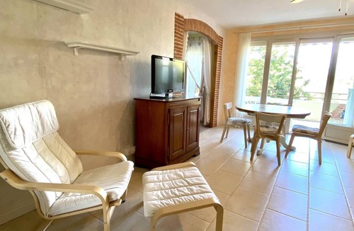 Vernet-les-Bains Apartment | BEAUTIFUL RENOVATED 3-STAR T1 BIS WITH LARGE TERRACE, WIFI AND PARKING SPACE