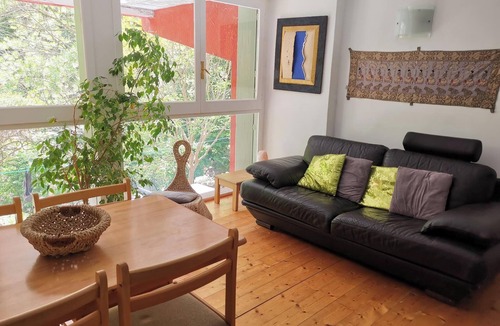 Sorede Apartment | Beautiful River-front Apartment with Natural Pool