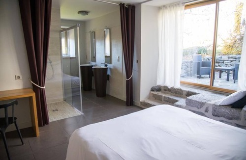 Laguiole House | Beautiful stone house in Aubrac