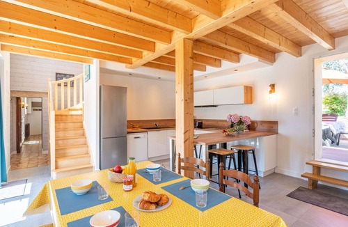 Primelin House | Beautiful villa for 6 guests with WIFI, TV, terrace and pets allowed