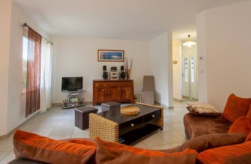 Erdeven House | Beautiful villa with jacuzzi 12 minutes walk from the beach