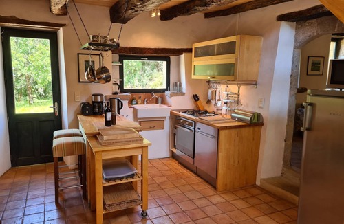 Vailhourles House | Beautifully renovated and idyllic 18th century stone Mas d'Arjac, Aveyron
