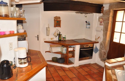 Chassiers House | beautifully situated authentic holiday home in natural stone with small pool
