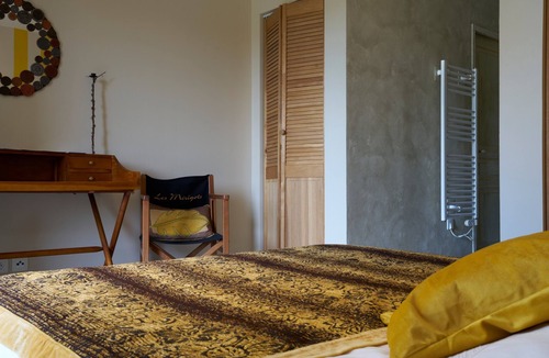 Gabillou Bed & Breakfast | Bed and Breakfast 'Aestivum' with Private Terrace, Shared Garden and Wi-Fi