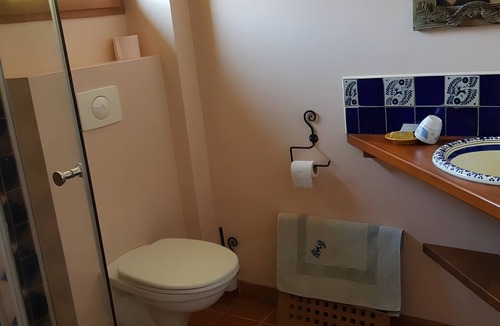 Hauterives Bed & Breakfast | Bed and Breakfast 'Chevreuil' with Shared Pool, Shared Garden and Wi-Fi