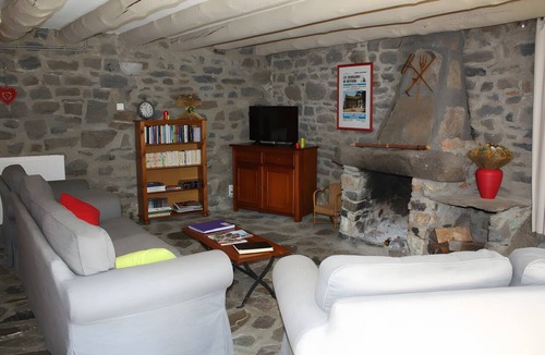 Faverolles Bed & Breakfast | Bed and Breakfast 'Saint-Flour'