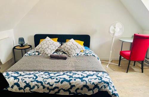 Monnerville House | Bedrooms in a House in Quiet Village
