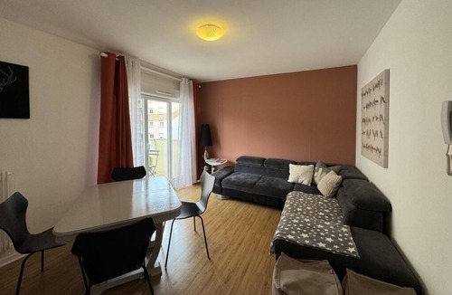 Clermont-Ferrand Apartment | Bel Appartement 8 Couchages Tout Équipé
