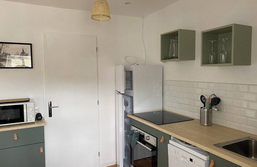 Espinchal Apartment | Bel Appartement de 4 Personnes au Sein D'un Ancien Hôtel Rénové