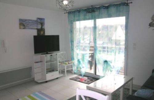 Etel Apartment | Bel appartement moderne avec balcon proche plage et port d'Étel - FR-1-479-59