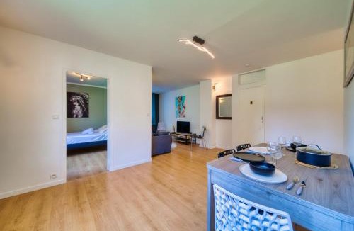Meylan Apartment | Bel appartement, Plaine fleurie, Meylan