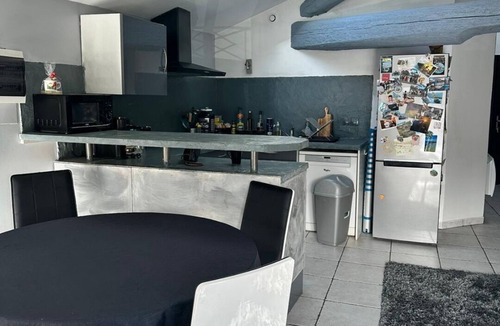 Sain-Bel Apartment | Bel Appartement Spacieux Proche Gare-site Formation Perolliere Ouest Lyonnais