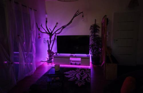 Ychoux House | Belle maison esprit loft avec terrasse, parking et jardin clos