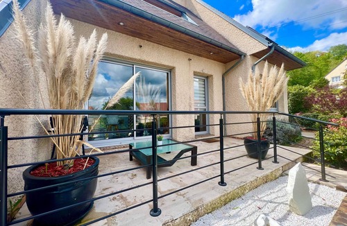 Cuvres-et-Valsery House | Belle Maison