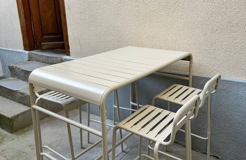 Nord - Gare House | Bicotea: calm & old-world charm, reinterpreted