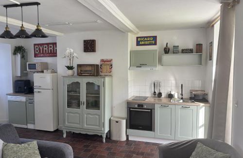 Le Tronquay House | Big Red One Cottage