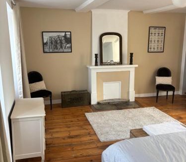 Le Tronquay House | Big Red One Cottage