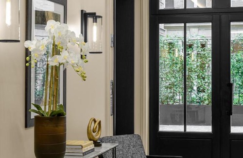 Champs-Elysees Apartment | Black Door