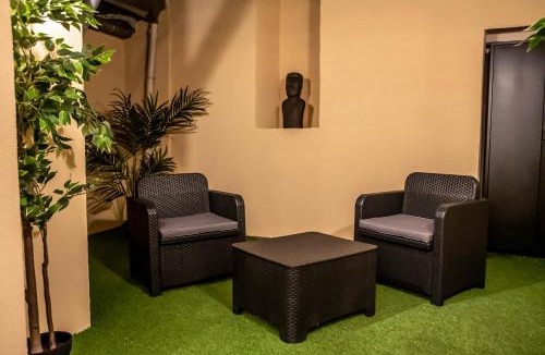 Corbeil-Essonnes Apartment | BLUE NIGHT - Jacuzzi - Bord de Seine