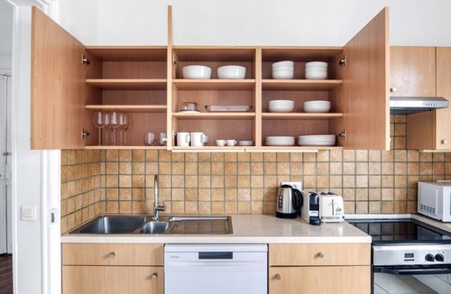 Saint-Vincent-de-Paul Apartment | Blueground | Le Marais, elev, nr Rambuteau St